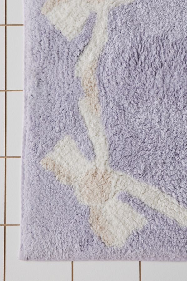 Slide View: 4: Lacey Bows Bath Mat