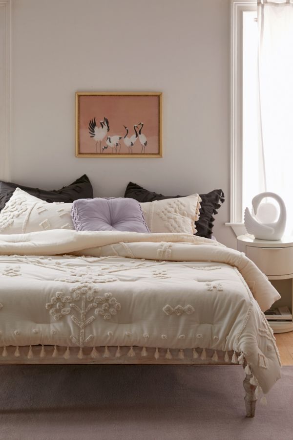 Slide View: 1: Maggie Boho Tufted Comforter