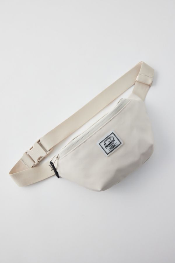 Slide View: 1: Herschel Supply Co. Pop Quiz Crossbody Bag