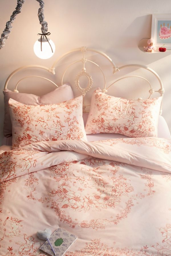 Slide View: 2: Cherub Toile Duvet Cover