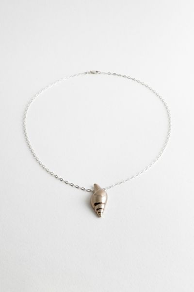 Soft Blonde Whorl Necklace