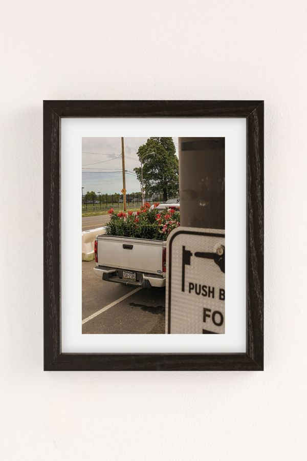 Slide View: 2: Bomba Flower Truck Art Print