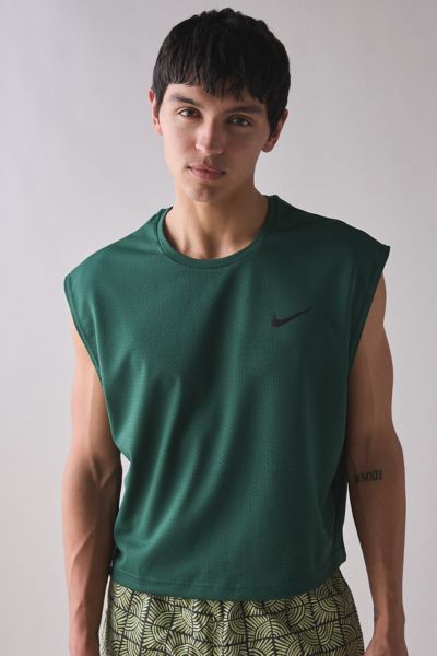 Nike UO Exclusive Cropped Swim Shirt