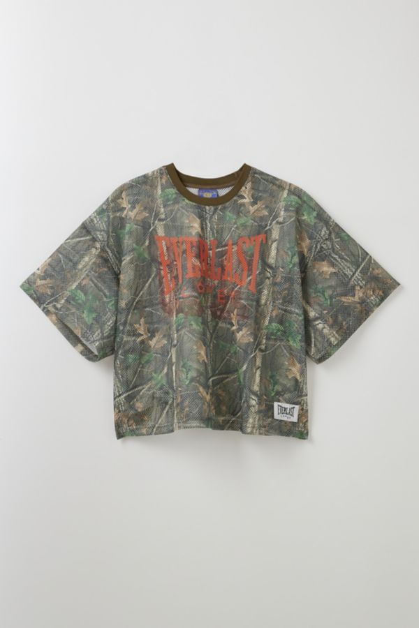 Slide View: 2: Coney Island Picnic X Everlast UO Exclusive Cropped Tee