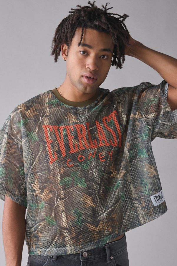 Slide View: 4: Coney Island Picnic X Everlast UO Exclusive Cropped Tee