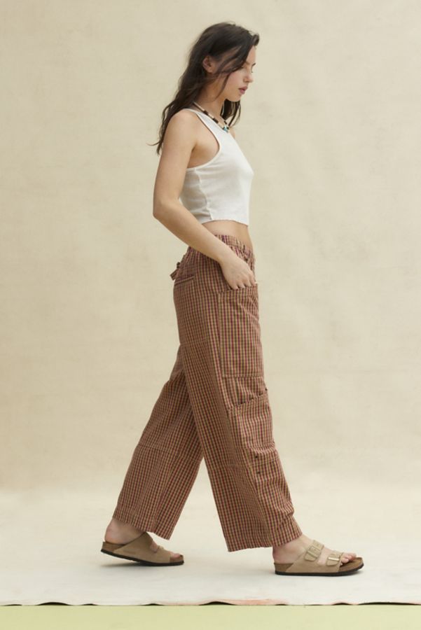 Slide View: 2: Pantalon Ample Taille Basse BDG Charlie Vichy