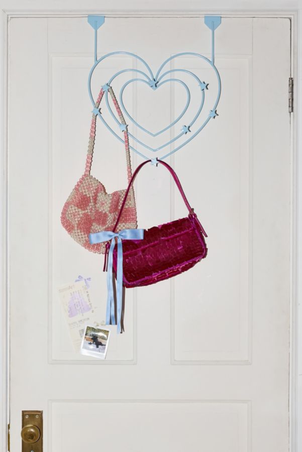 Slide View: 1: Heart Over-The-Door Multi-Hook