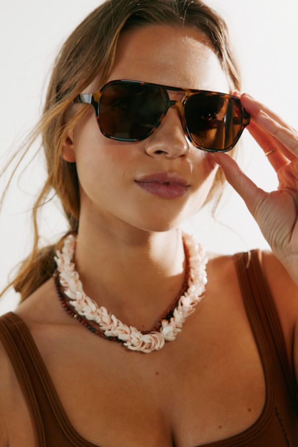 Slide View: 1: UO Essential Aviator Sunglasses