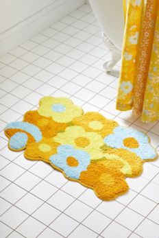 Slide View: 1: Vera Floral Bath Mat