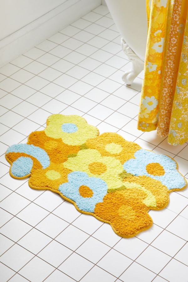 Slide View: 1: Vera Floral Bath Mat