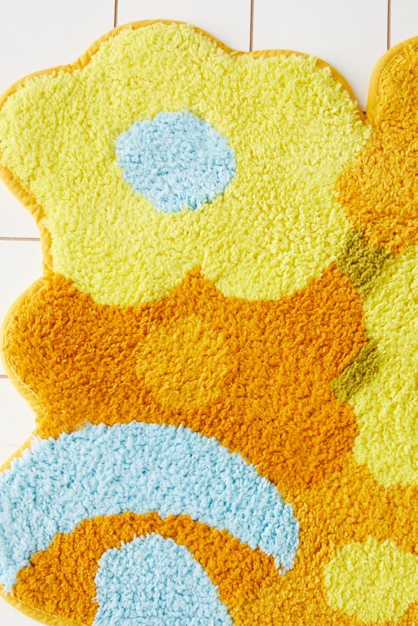 Slide View: 4: Vera Floral Bath Mat