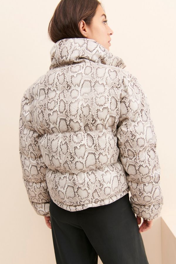 Slide View: 2: En Saison Snakeskin Printed Puffer