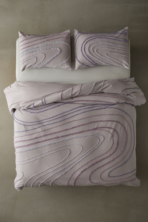 Slide View: 3: Swirl Tufted Duvet Cover