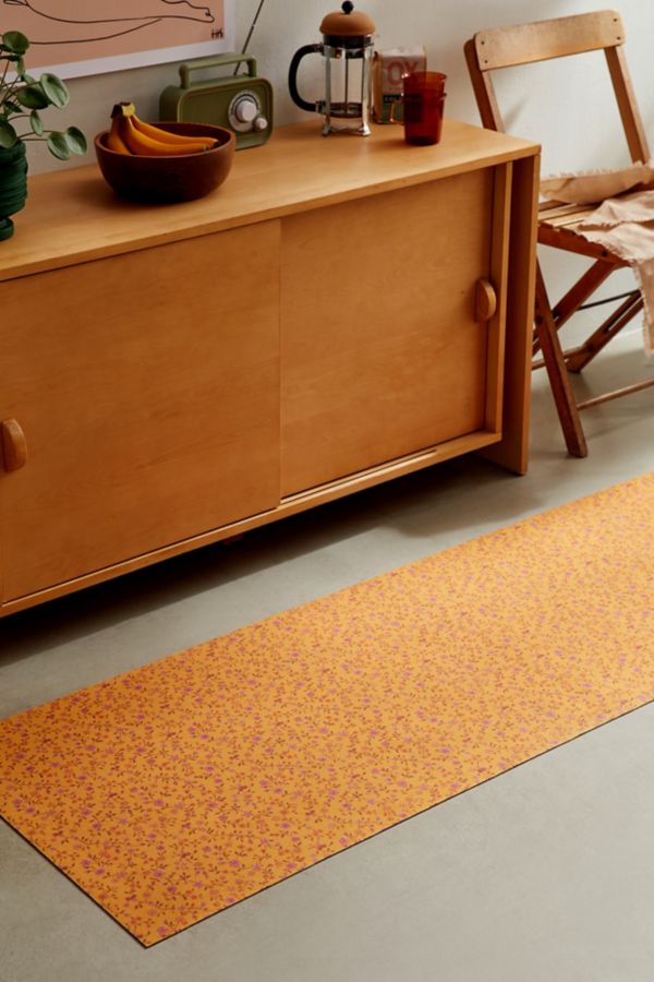 Slide View: 1: Matterly UO Exclusive Un-Rug Clarissa Vine Floral Floor Mat