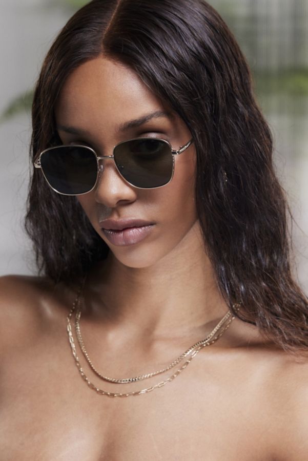 Slide View: 1: UO Essential Metal Square Sunglasses