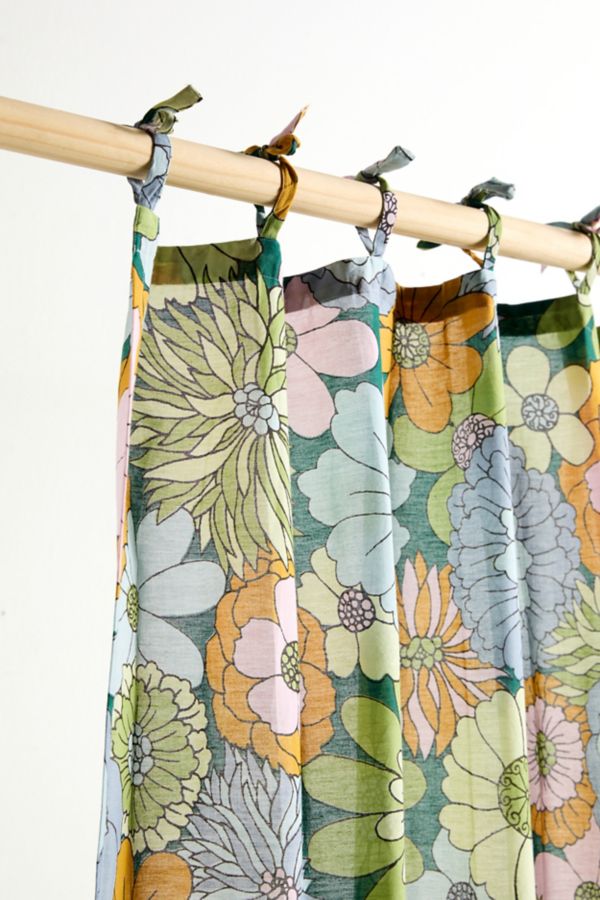 Slide View: 4: Vera Floral Window Panel