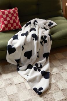 Slide View: 2: Harper Faux Fur Printed Throw Blanket