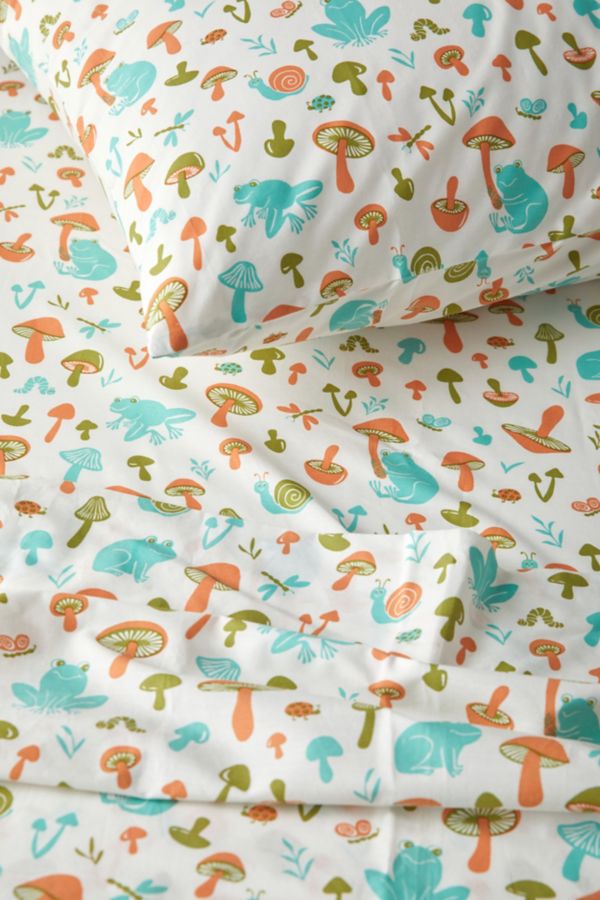 Slide View: 2: Garden Friends Sheet Set