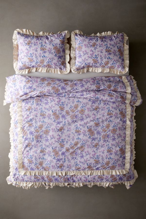 Slide View: 3: Bliss Floral Ruffle Duvet Cover