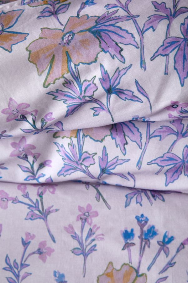 Slide View: 4: Bliss Floral Ruffle Duvet Cover