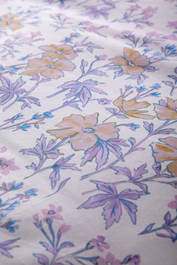 Slide View: 5: Bliss Floral Ruffle Duvet Cover