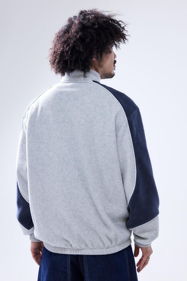 Slide View: 4: iets frans... Panelled Fleece Jacket