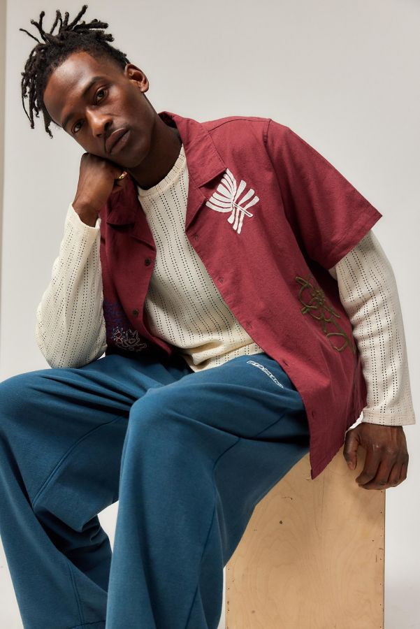 Slide View: 3: Ayker Burgundy Slub Embroidered Tee