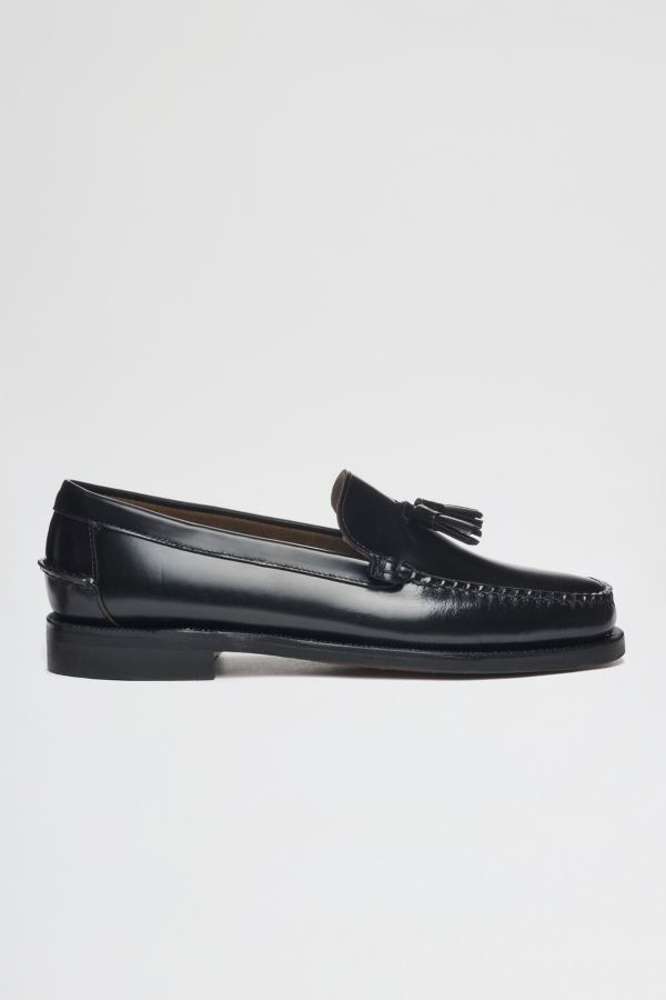 Slide View: 1: Sebago Classic Will Tassle Loafer