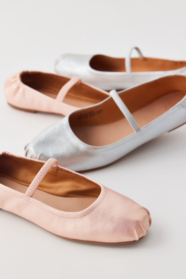 Slide View: 5: UO Mila Ballet Flat