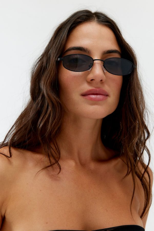 Slide View: 1: UO Essential Metal Rectangle Sunglasses