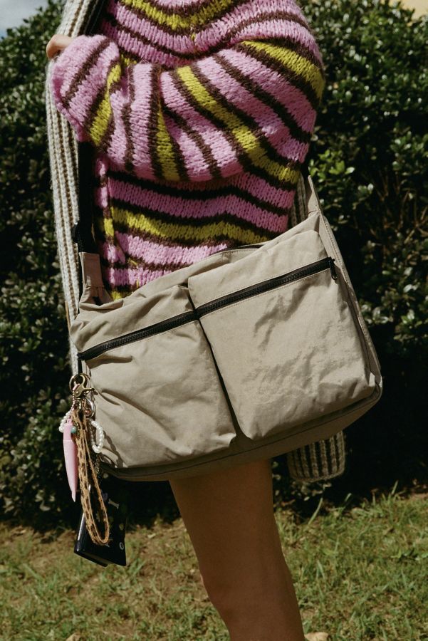 Slide View: 1: BAGGU Large Cargo Crossbody Bag