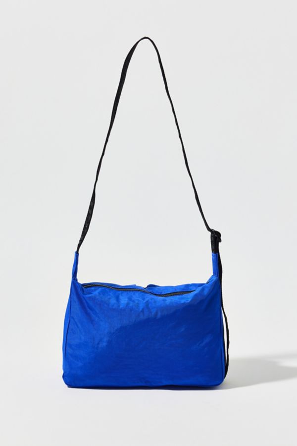 Slide View: 4: BAGGU Medium Cargo Crossbody Bag