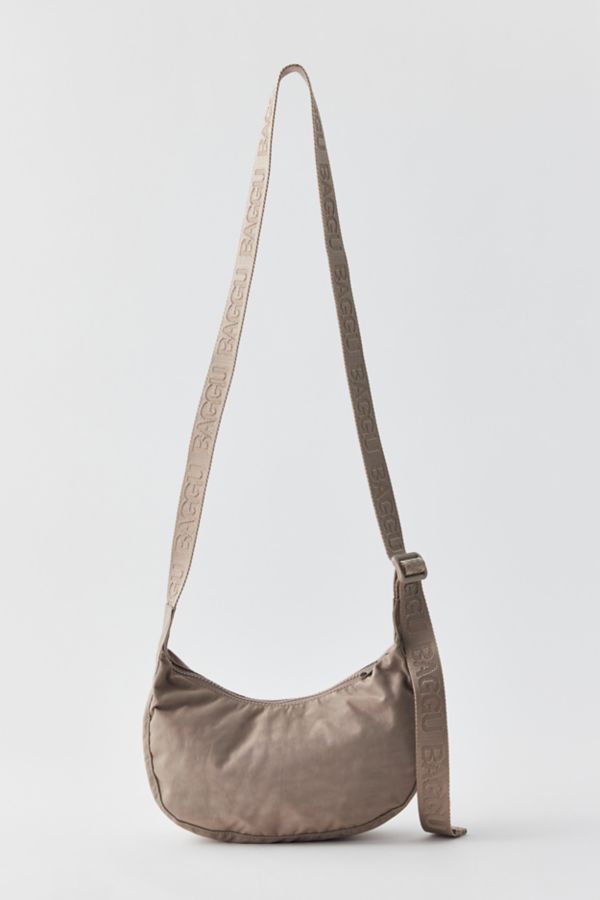 Slide View: 4: BAGGU Small Nylon Crescent Bag