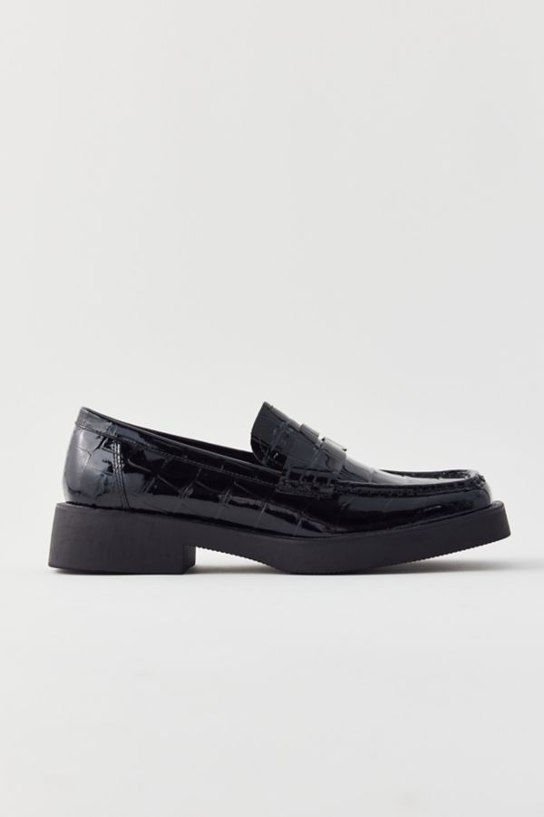 Slide View: 3: G.H.BASS Bowery Square Toe Penny Loafer