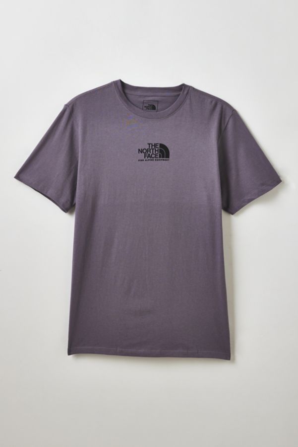 Slide View: 1: The North Face Alpine Logo Graphic Tee