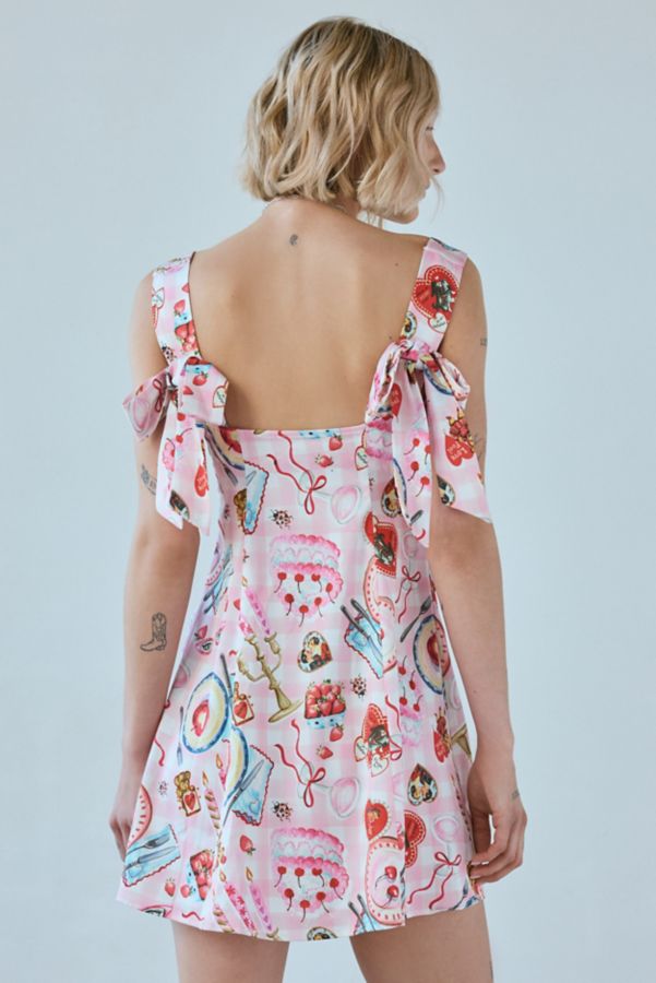 Slide View: 2: UO Bri Double Bow Satin Mini Dress