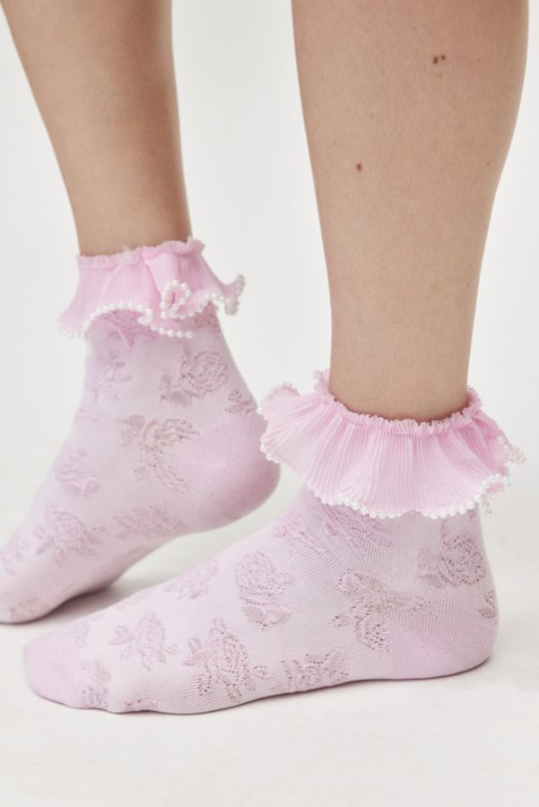 Slide View: 2: Pearl Ruffle Lace Crew Sock