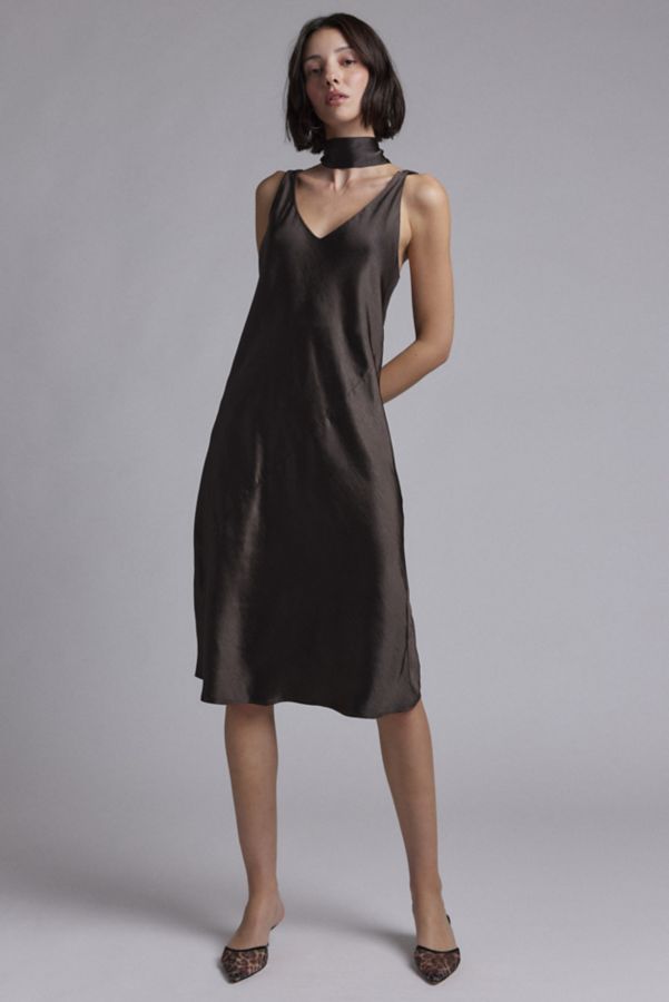 Slide View: 1: WILDFANG UO Exclusive The Empower Satin Adjustable Slip Dress