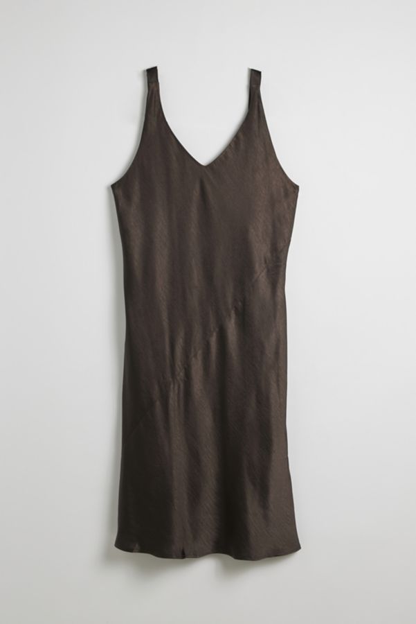 Slide View: 2: WILDFANG UO Exclusive The Empower Satin Adjustable Slip Dress