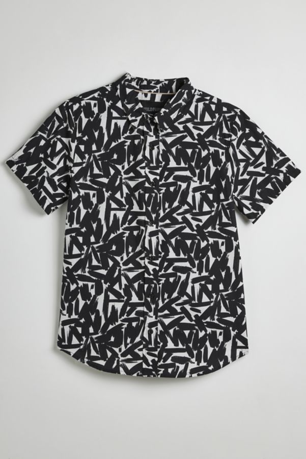 Slide View: 1: WILDFANG The Essential Short Sleeve Button-Up Shirt