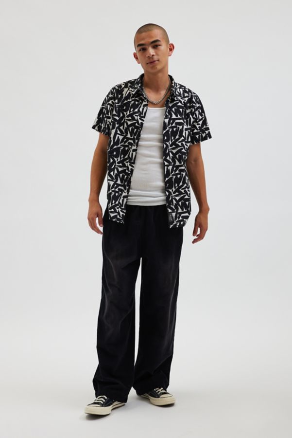 Slide View: 4: WILDFANG The Essential Short Sleeve Button-Up Shirt