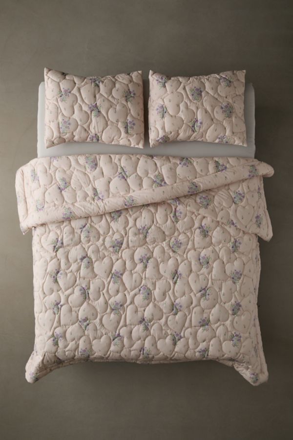 Slide View: 2: Heart Puff Floral Comforter