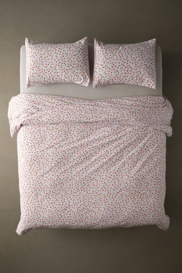 Slide View: 2: Rosebud Duvet Set