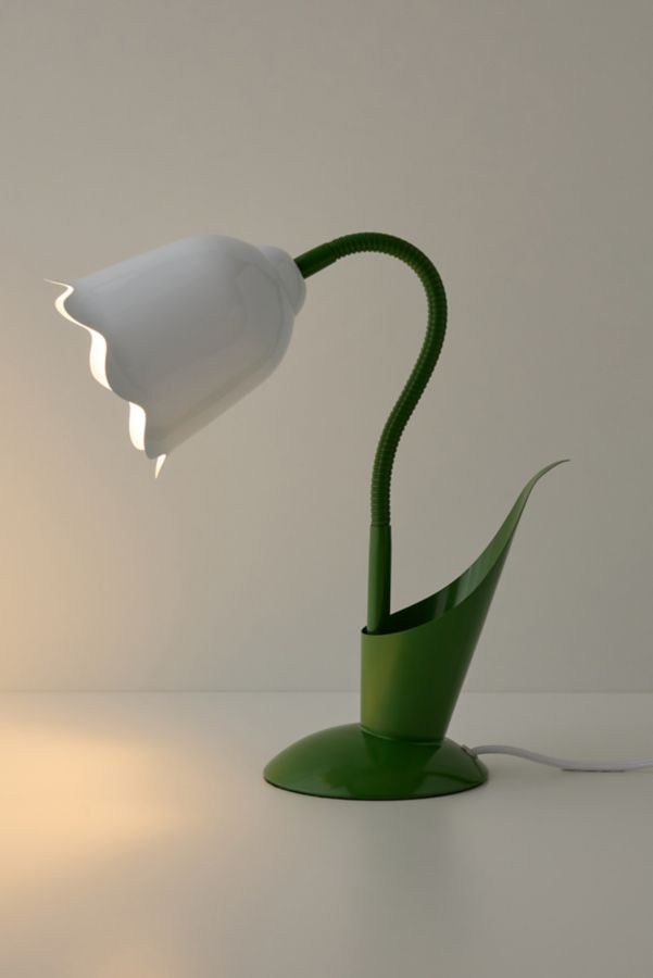 Slide View: 4: Tulip Task Lamp