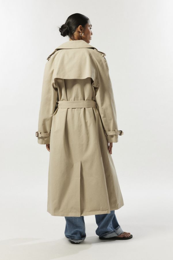 Slide View: 3: Trench-Coat en Coton Longline Light Before Dark