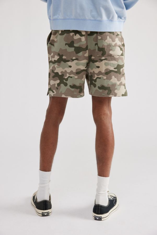 Slide View: 3: WWE UO Exclusif Stone Cold Camo Short