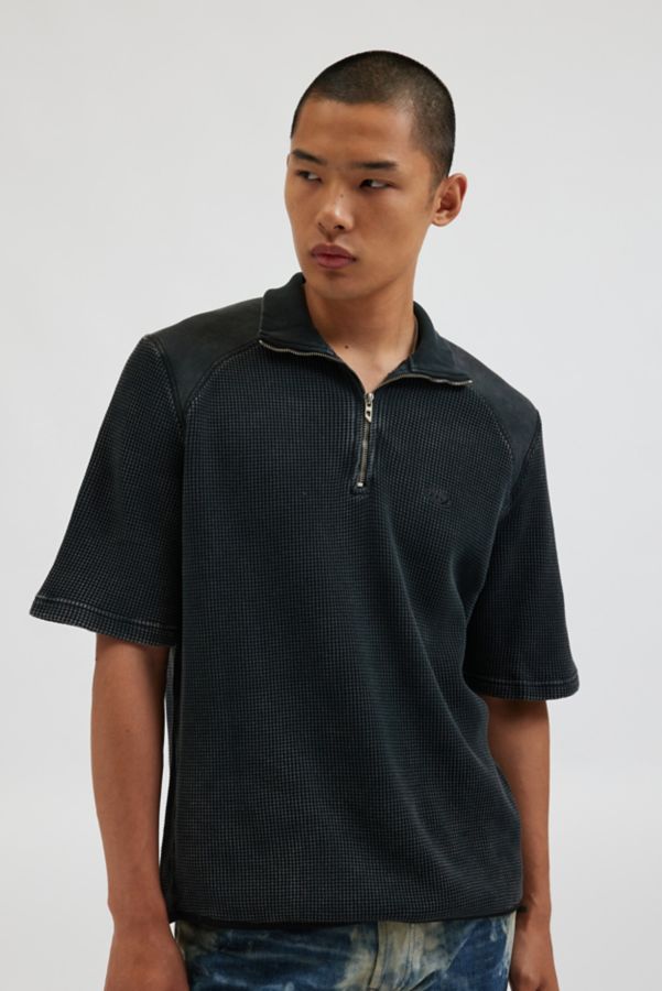 Slide View: 1: Diesel Wafcool Mock Neck Short Sleeve Tee