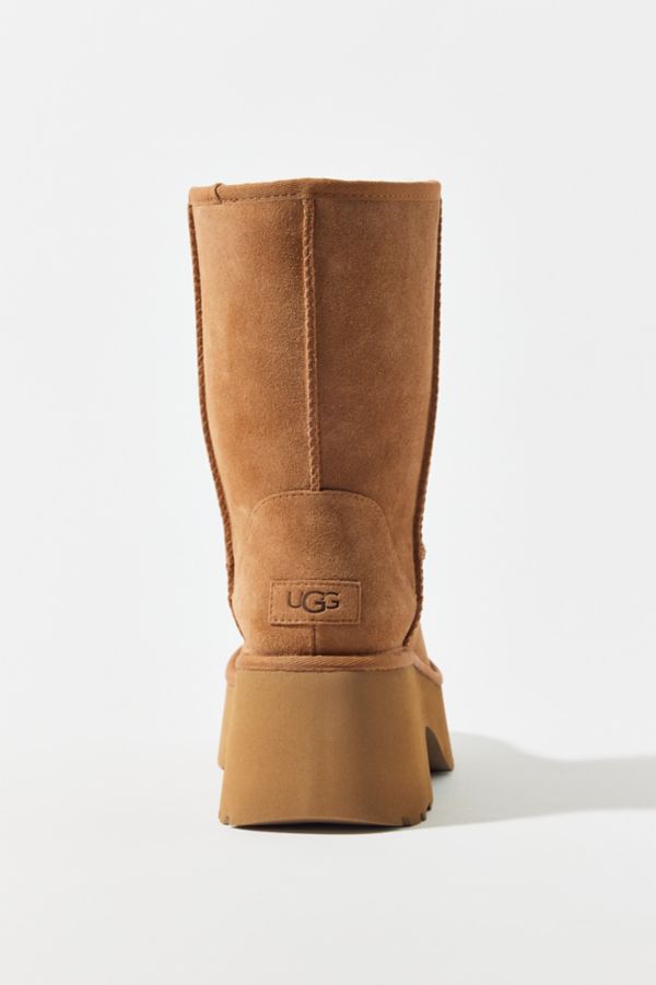 Slide View: 3: Botte Courte UGG Classic New Heights