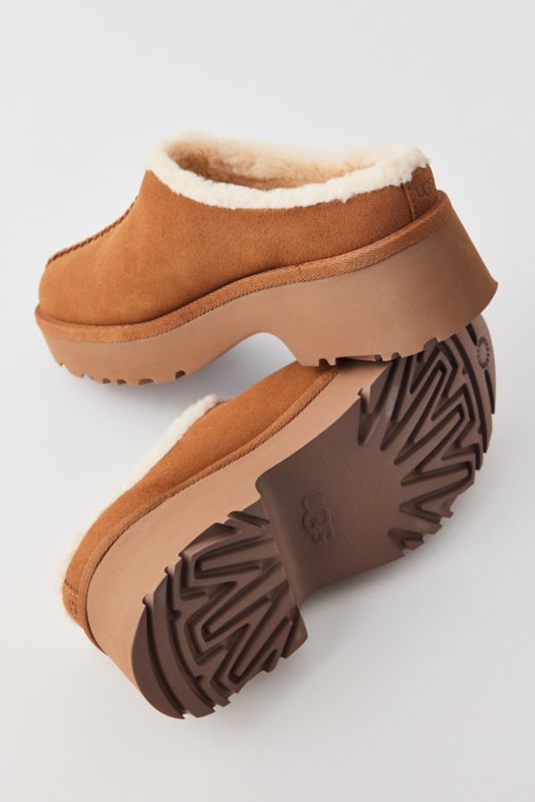 Slide View: 3: UGG New Heights Cozy Clog