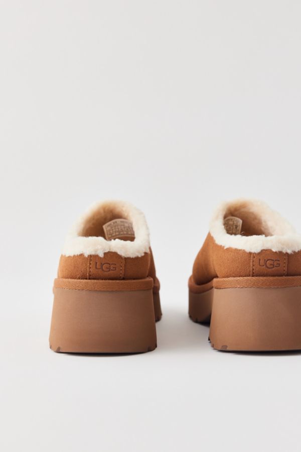 Slide View: 4: UGG New Heights Cozy Clog